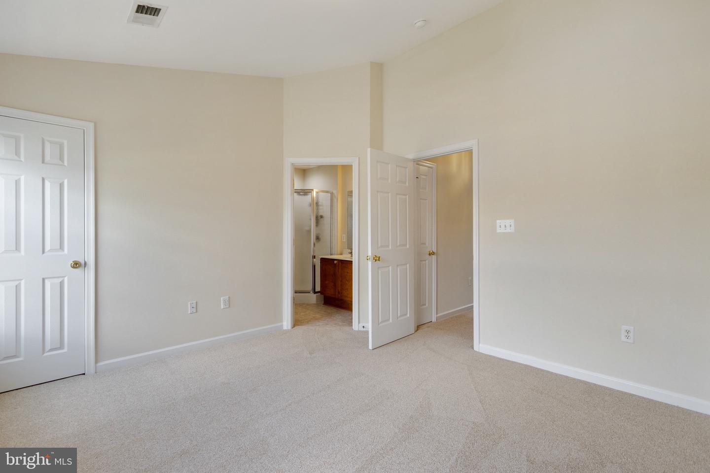 23 Quartz ROAD