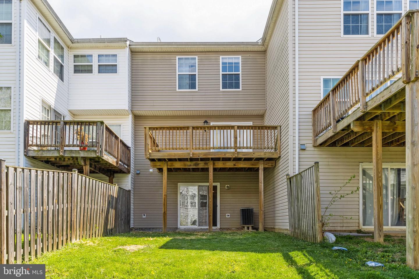23 Quartz ROAD