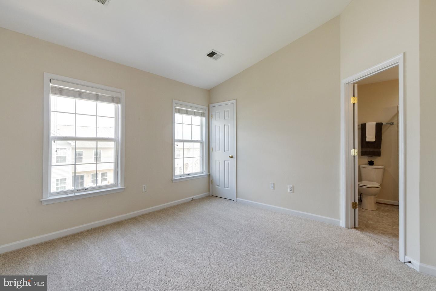 23 Quartz ROAD