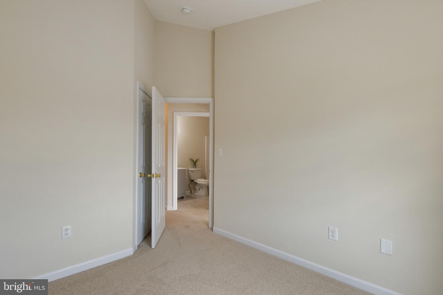 23 Quartz ROAD