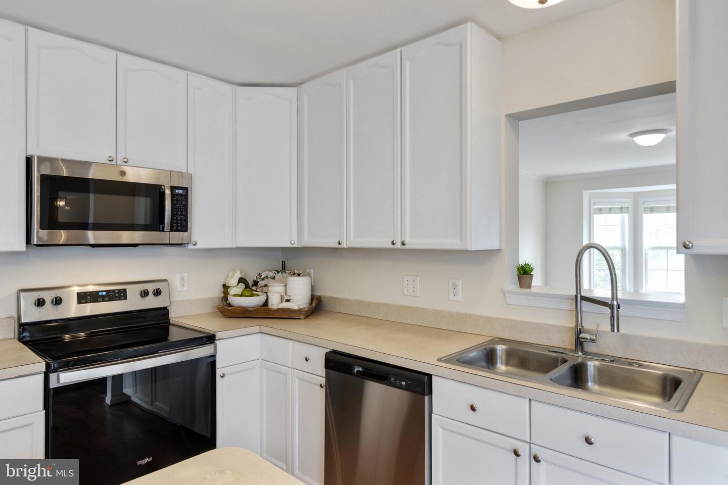 23 Quartz ROAD