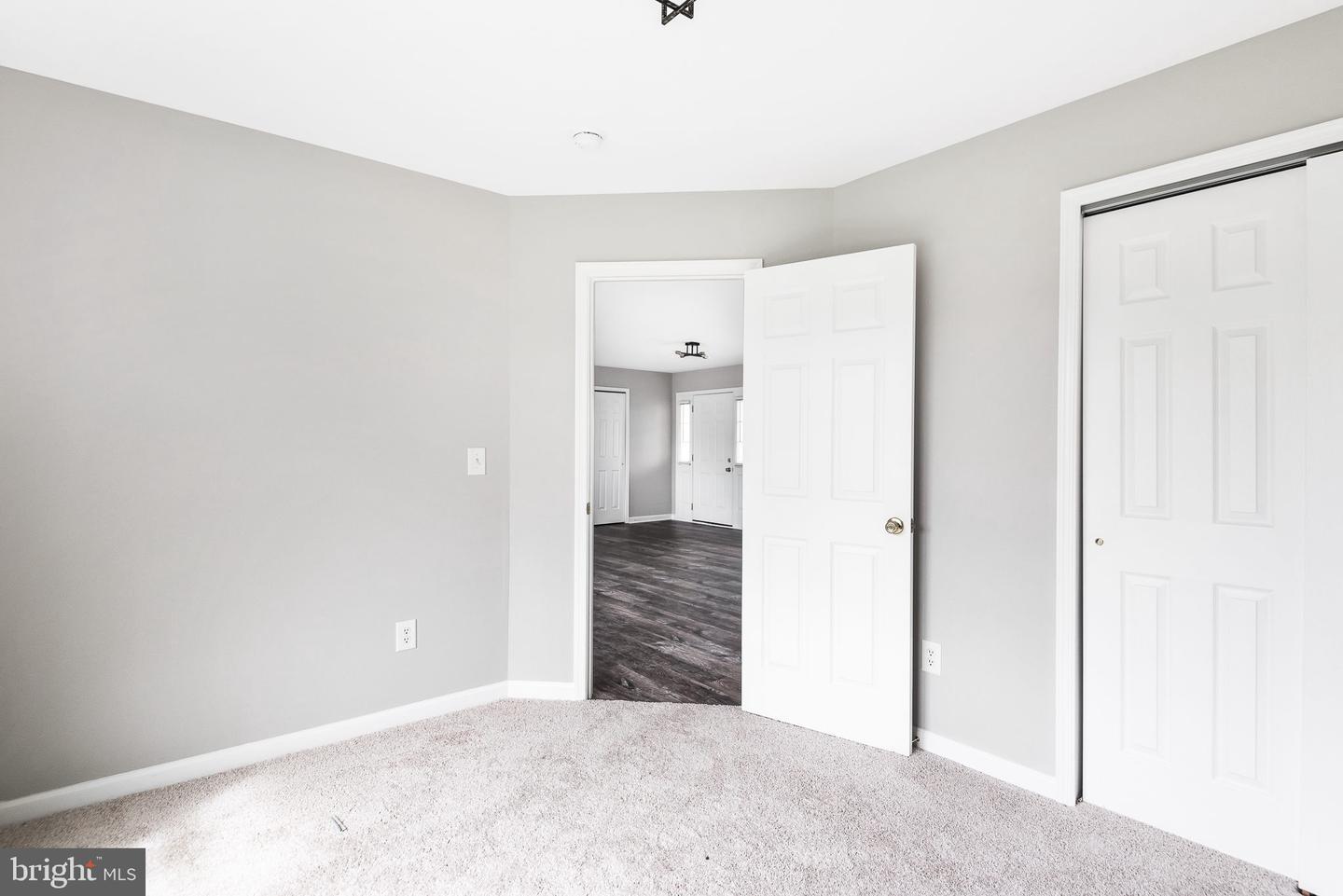 189 Embassy COURT