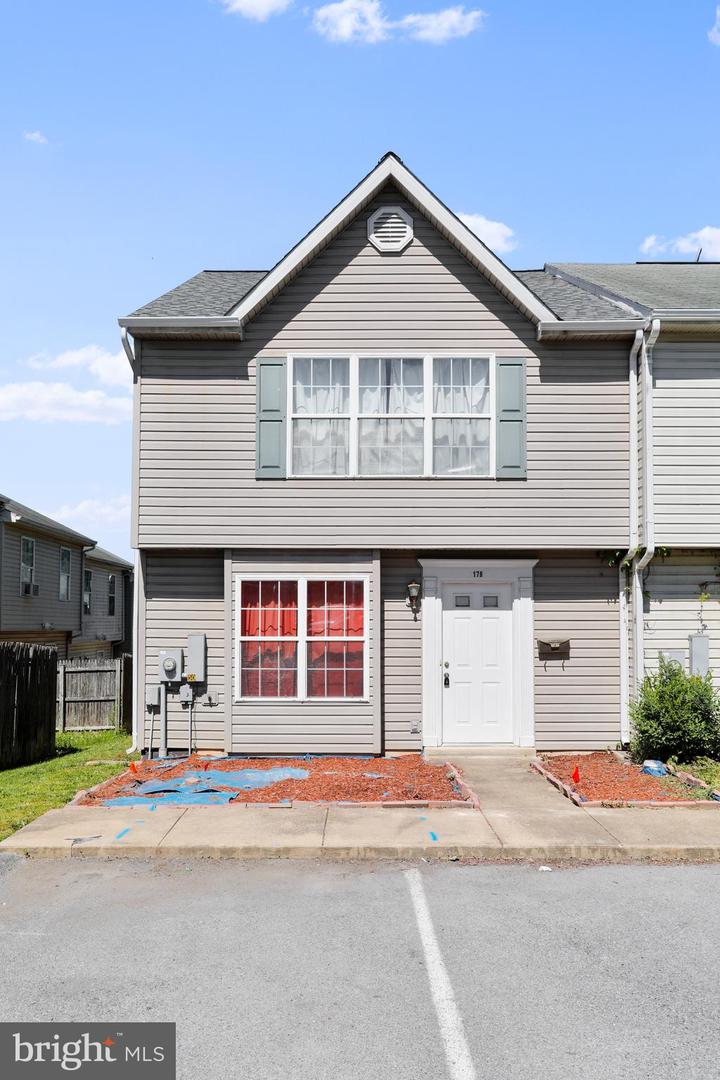 178 Georgetown SQUARE