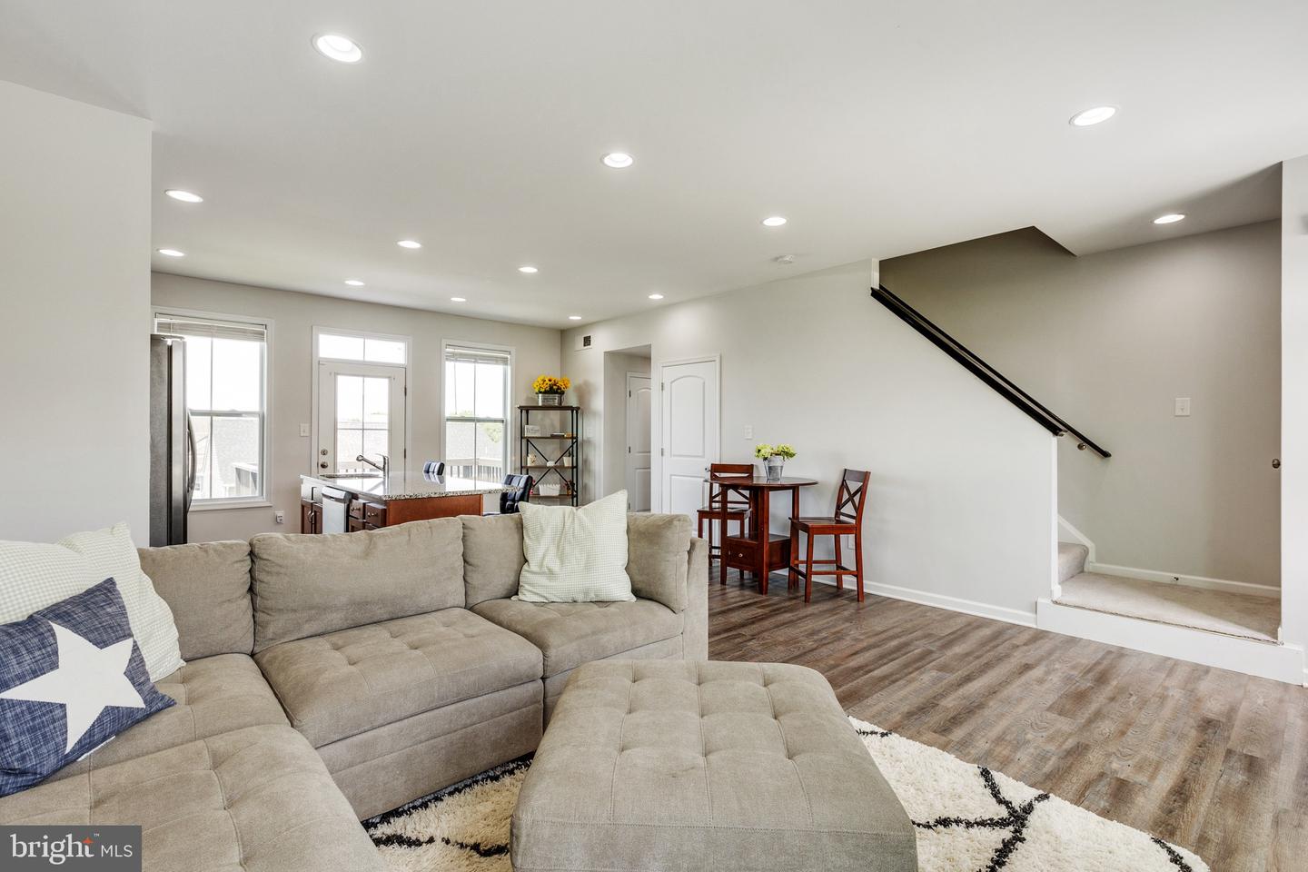154 Einstein WAY