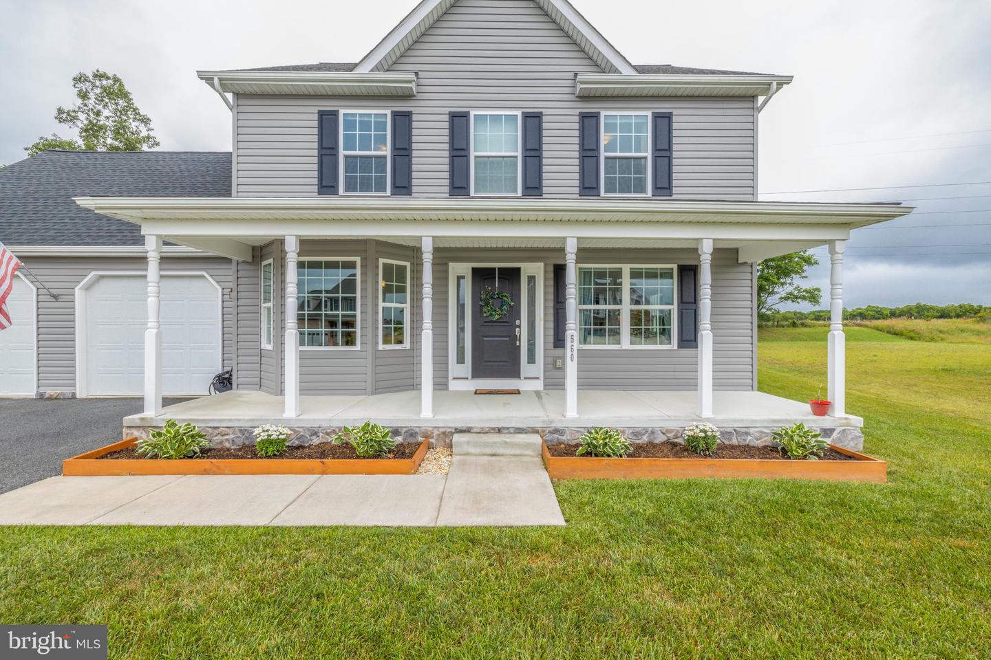 560 Webber Springs DRIVE
