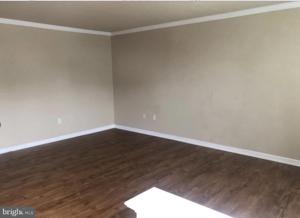 16 W Calabash COURT