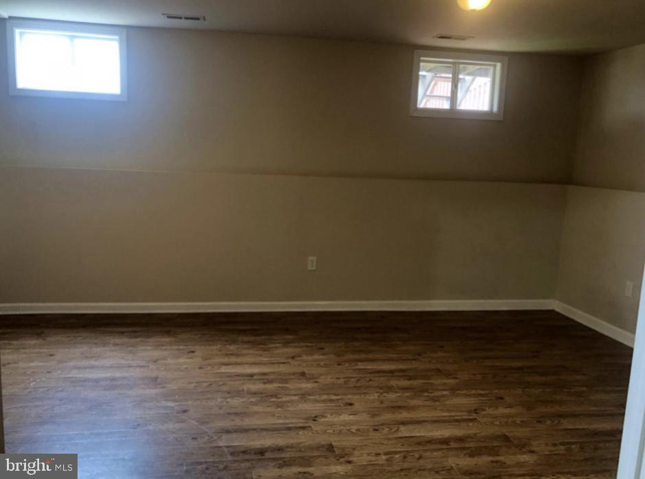 16 W Calabash COURT