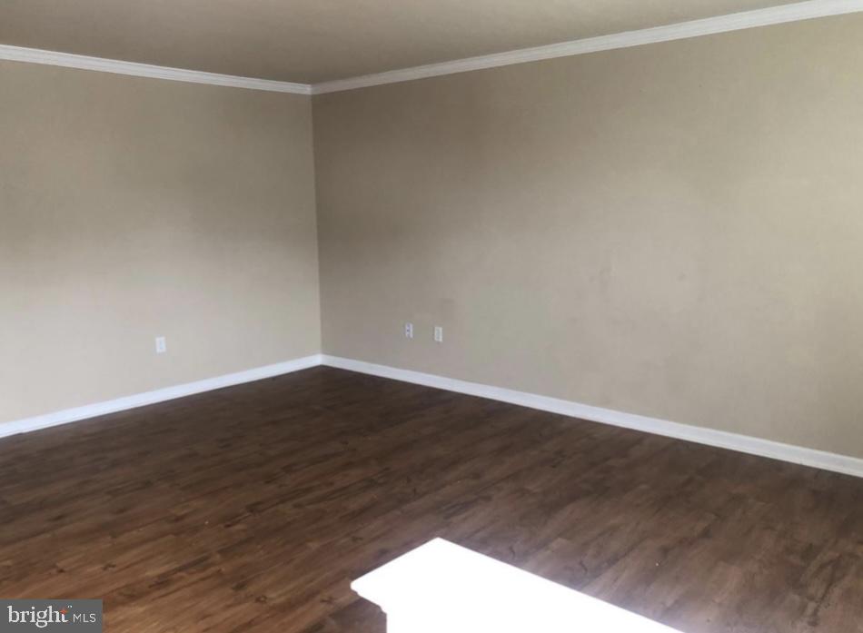 16 W Calabash COURT
