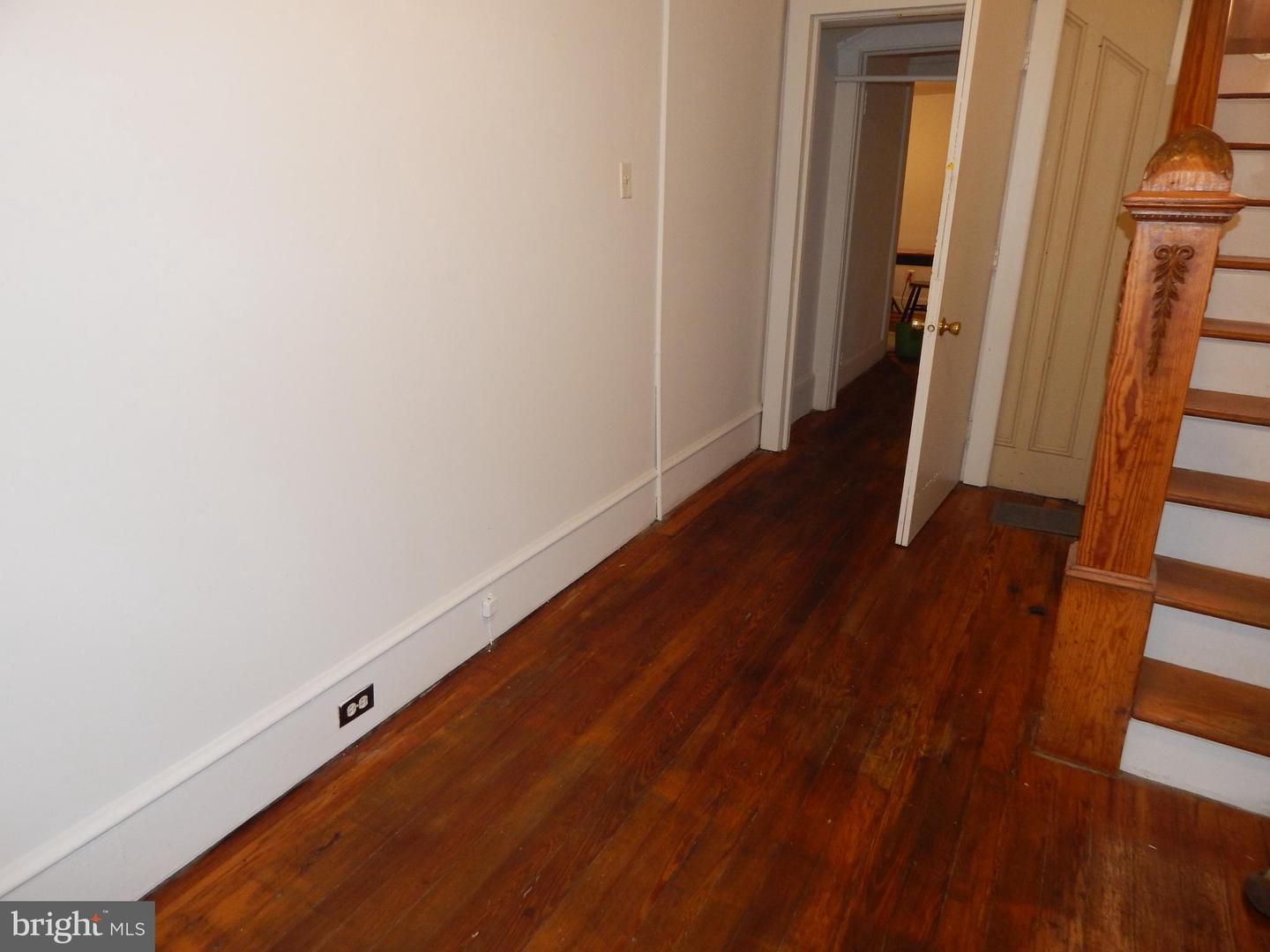 217 W Martin STREET