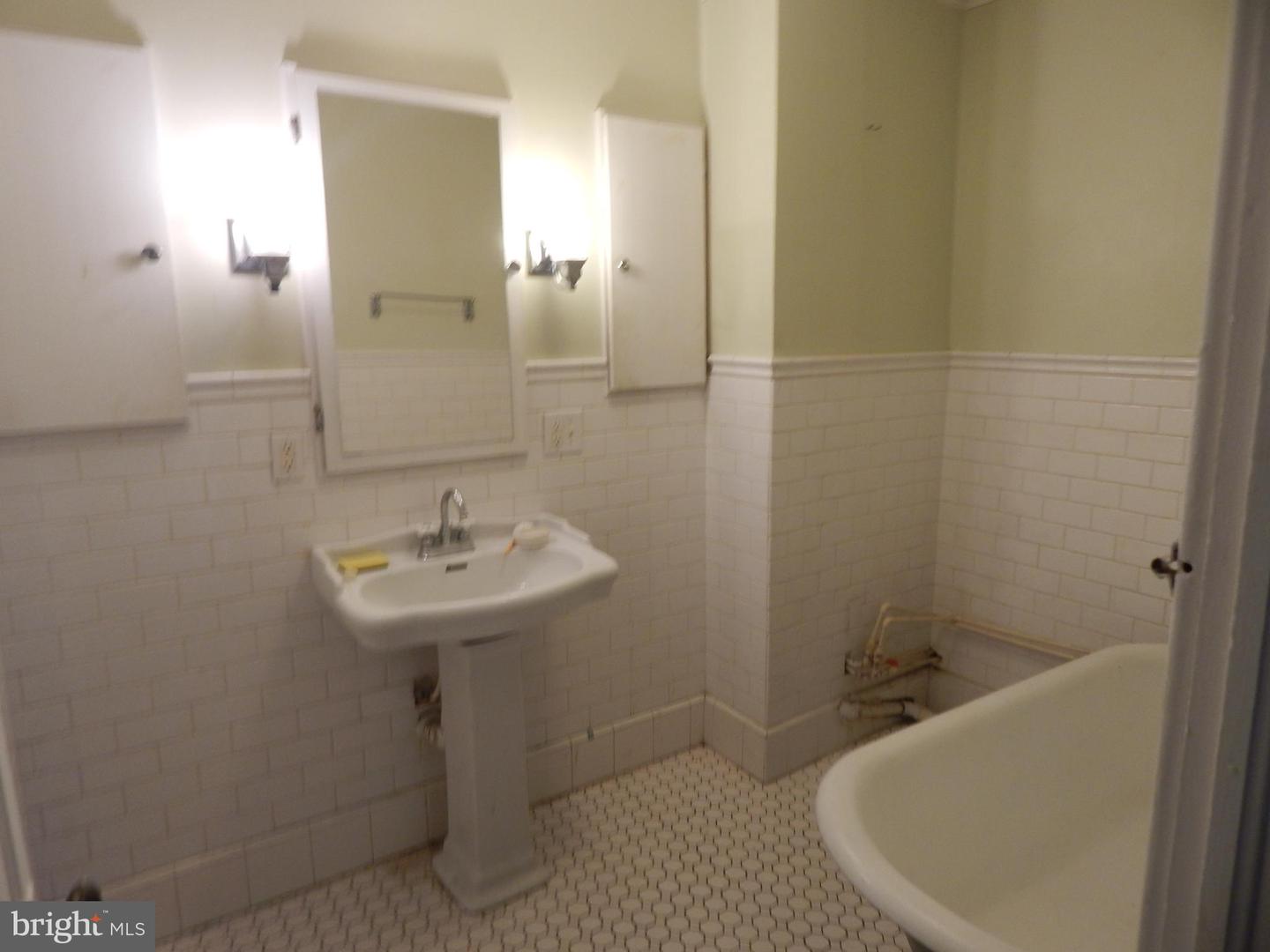 217 W Martin STREET