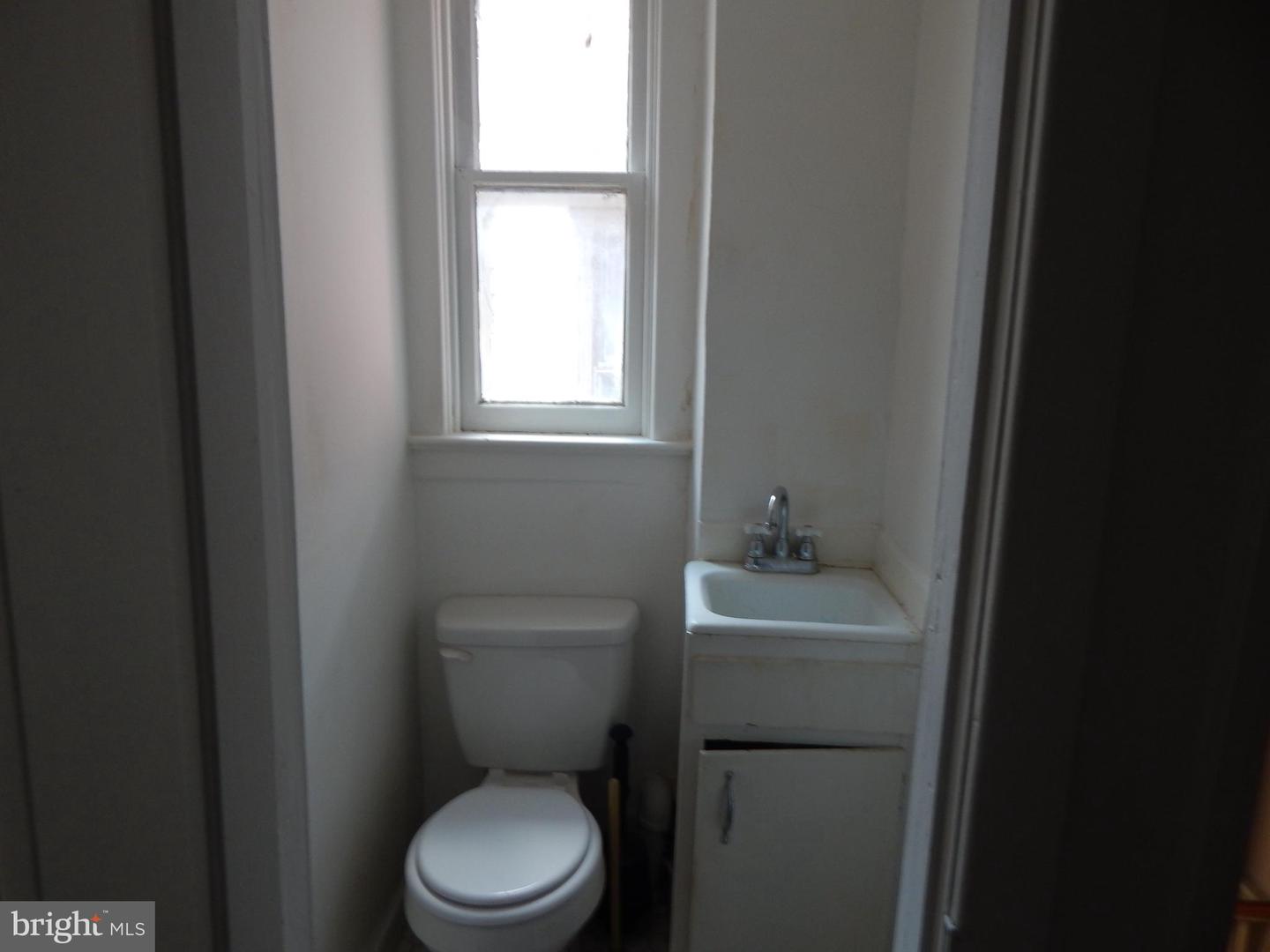 217 W Martin STREET