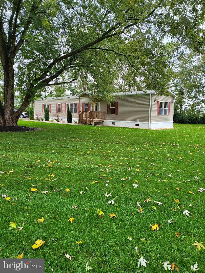 108 Shumack COURT