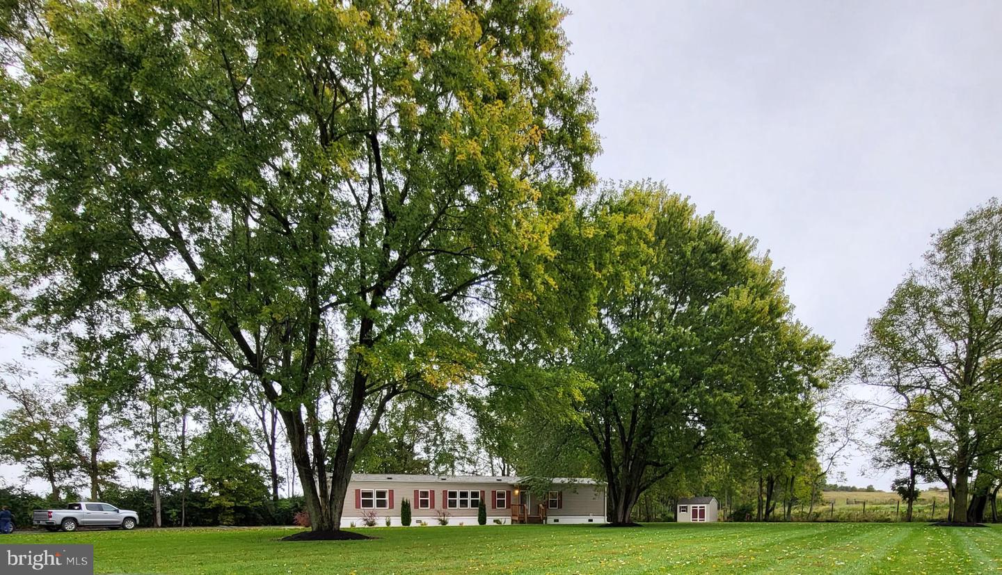 108 Shumack COURT