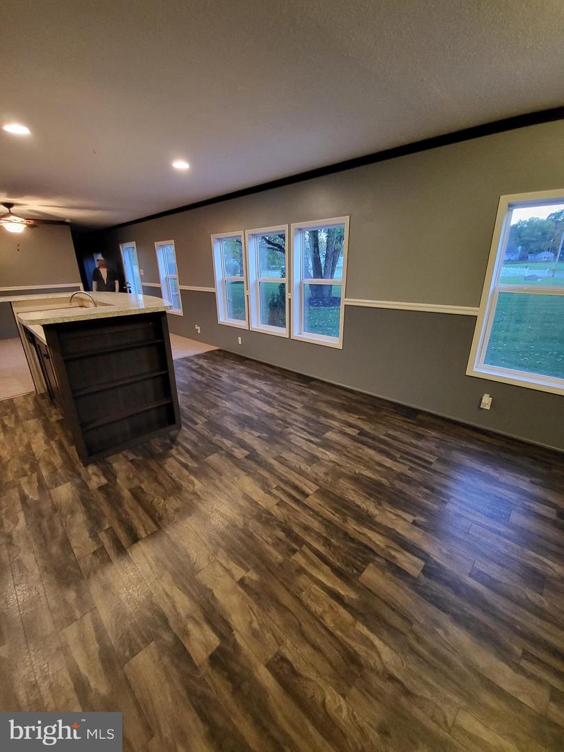 108 Shumack COURT