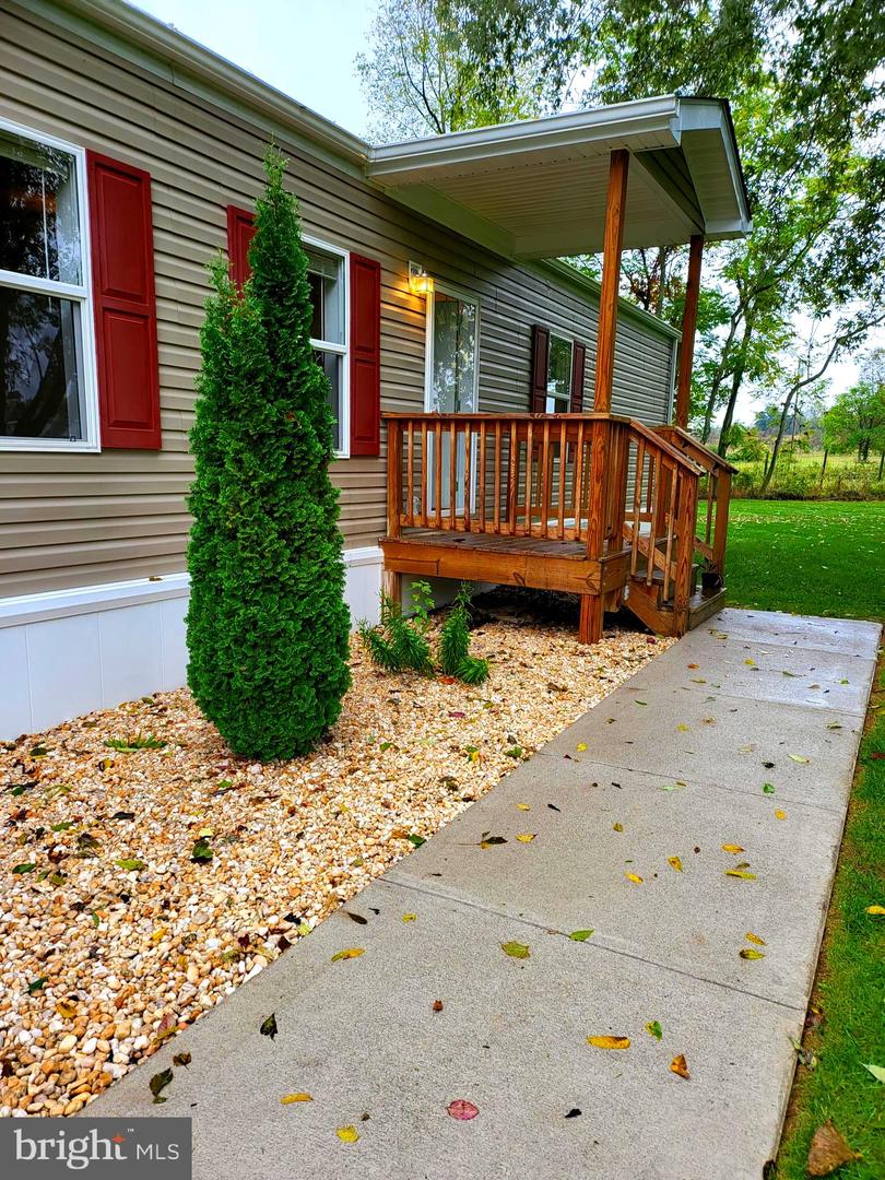 108 Shumack COURT