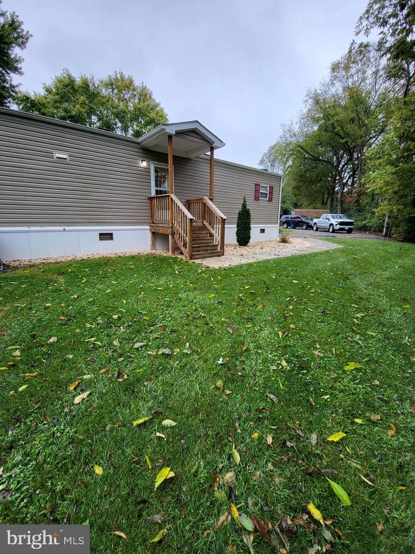 108 Shumack COURT