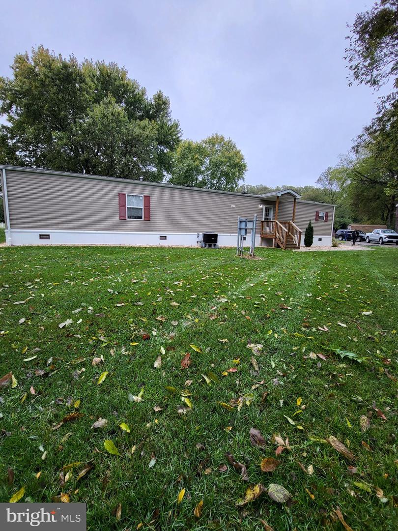 108 Shumack COURT