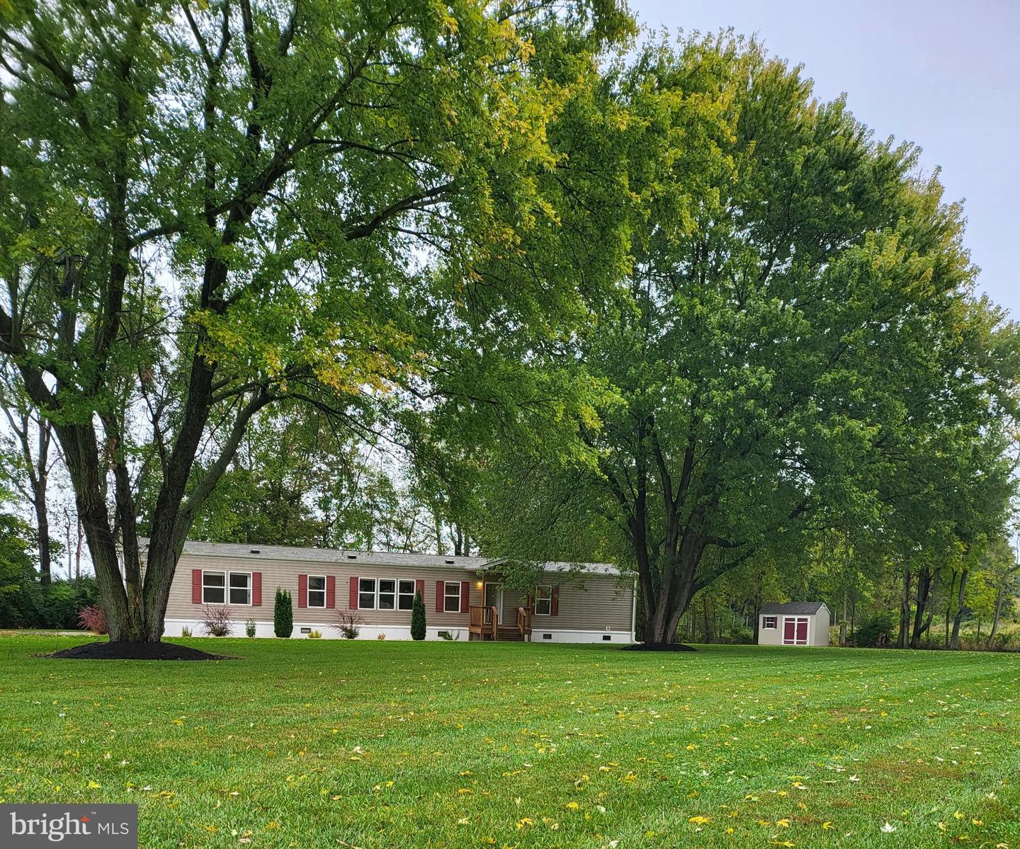 108 Shumack COURT