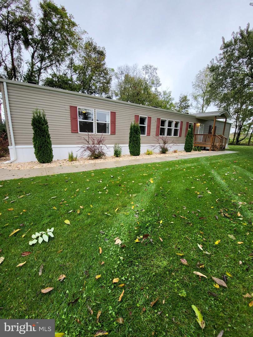 108 Shumack COURT