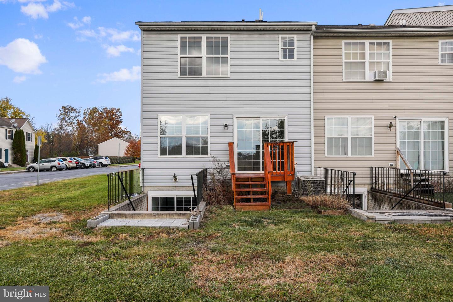 41 Sanford DRIVE