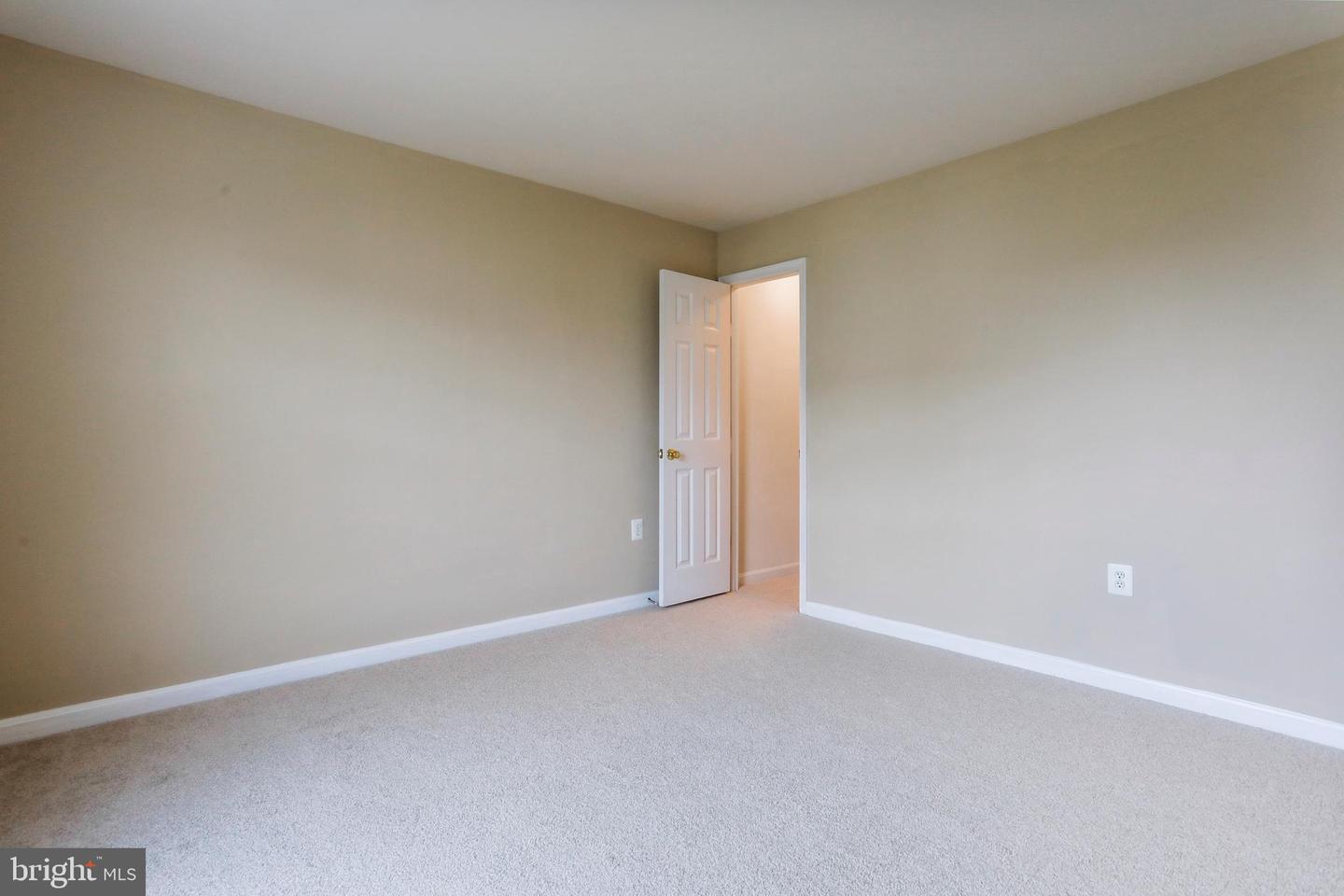 208 Rubens CIRCLE