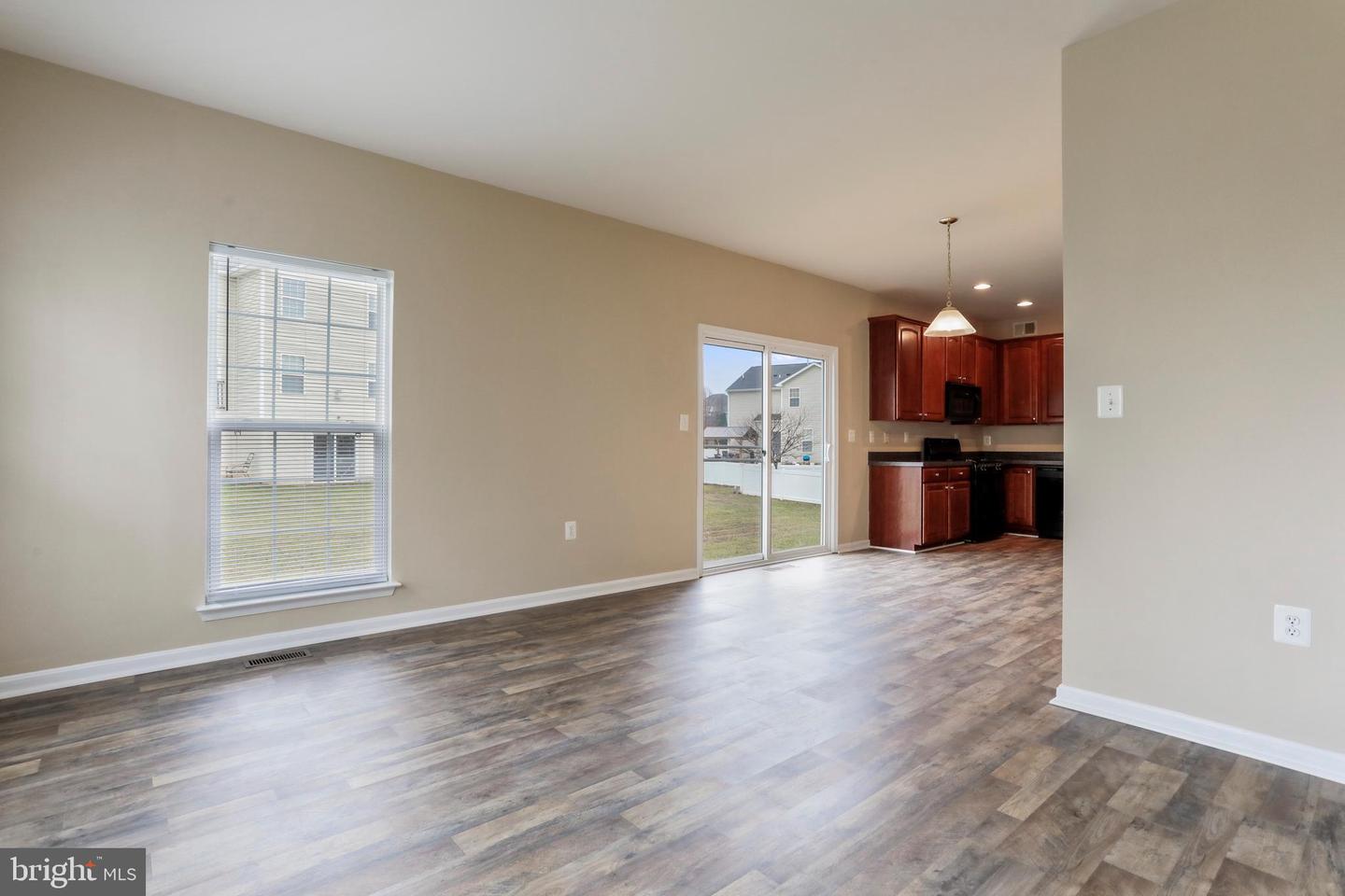 208 Rubens CIRCLE
