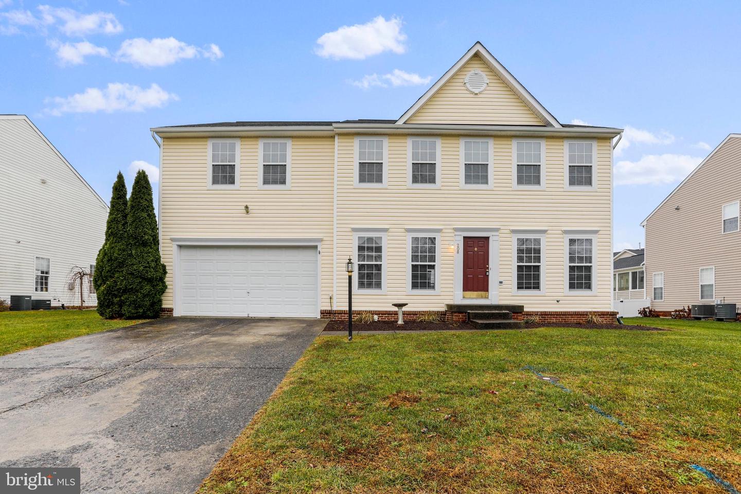 208 Rubens CIRCLE