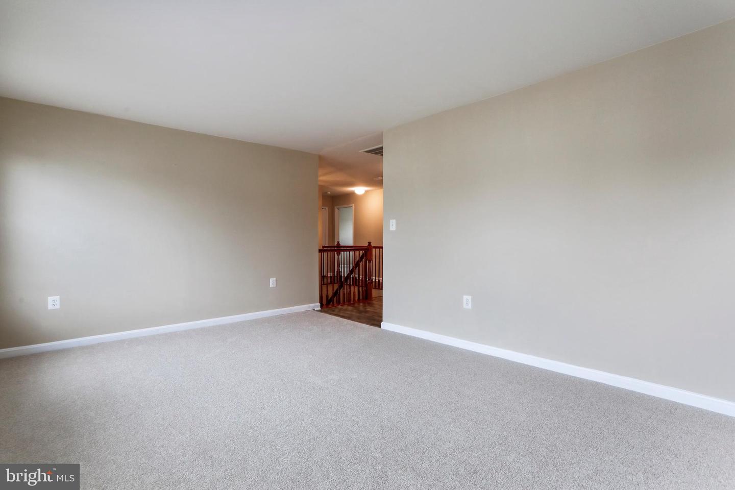 208 Rubens CIRCLE