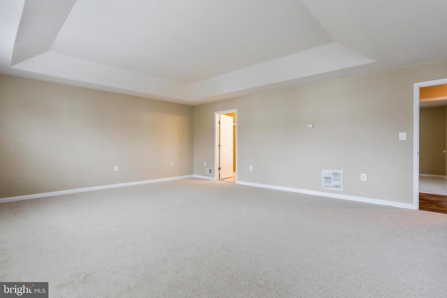208 Rubens CIRCLE