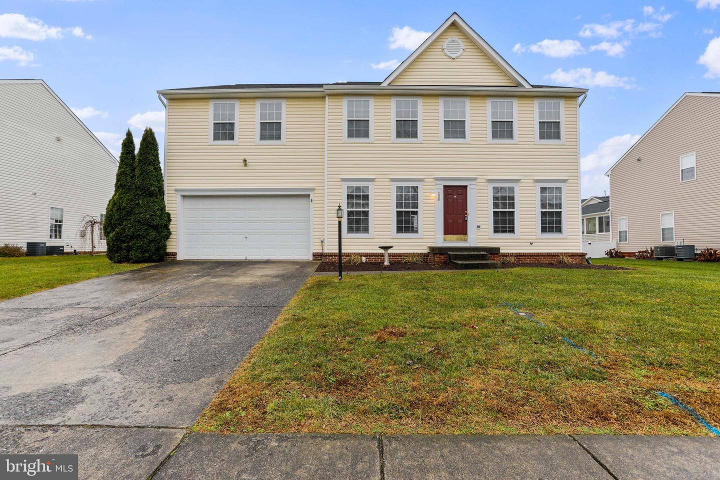 208 Rubens CIRCLE