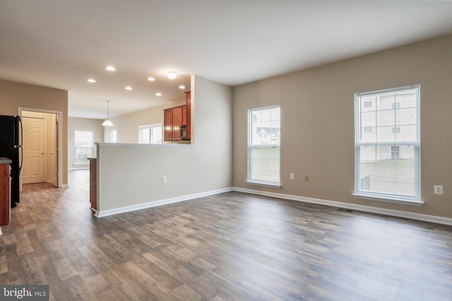 208 Rubens CIRCLE