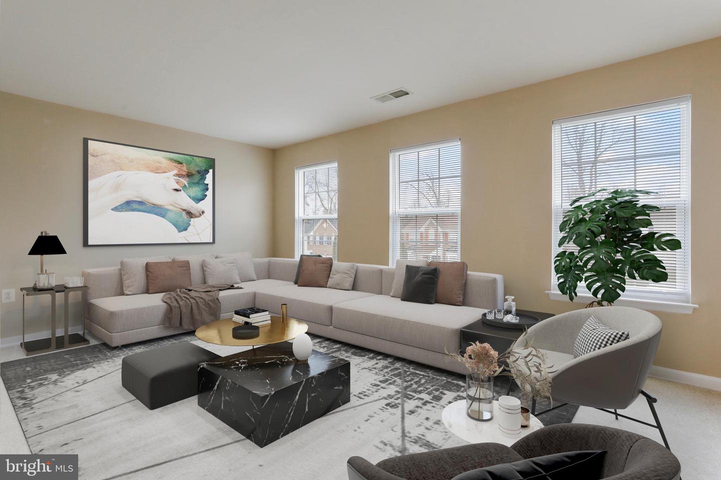208 Rubens CIRCLE