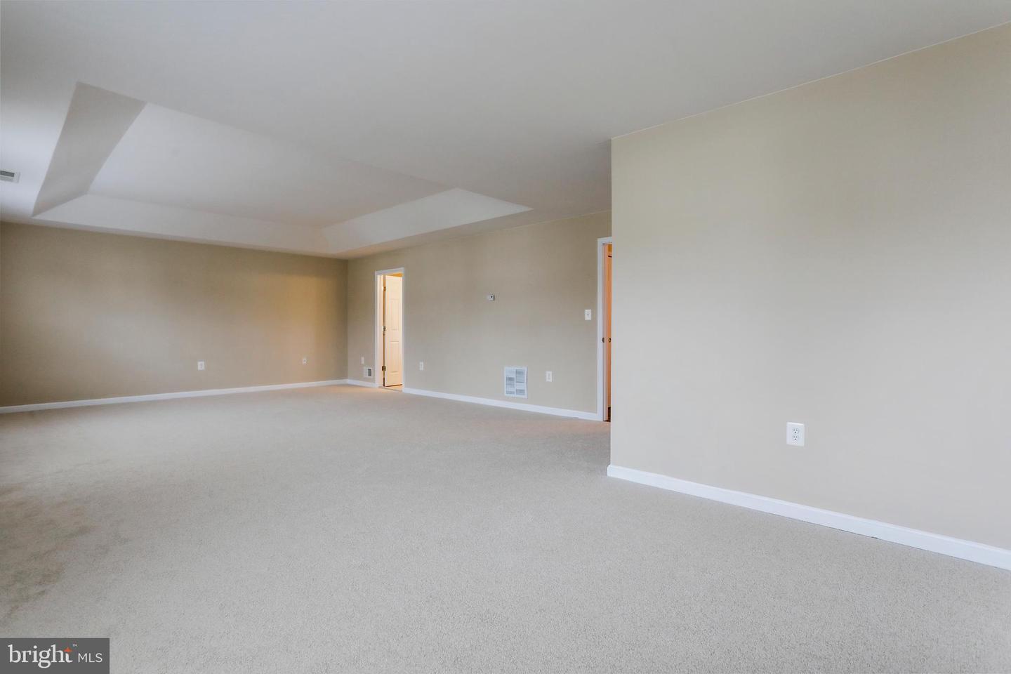 208 Rubens CIRCLE