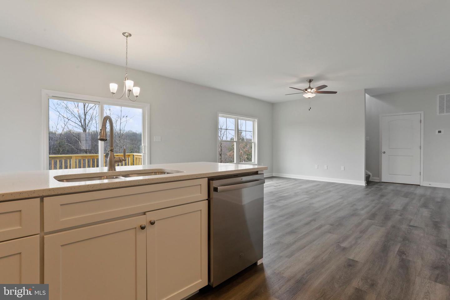 64 Larimar LANE
