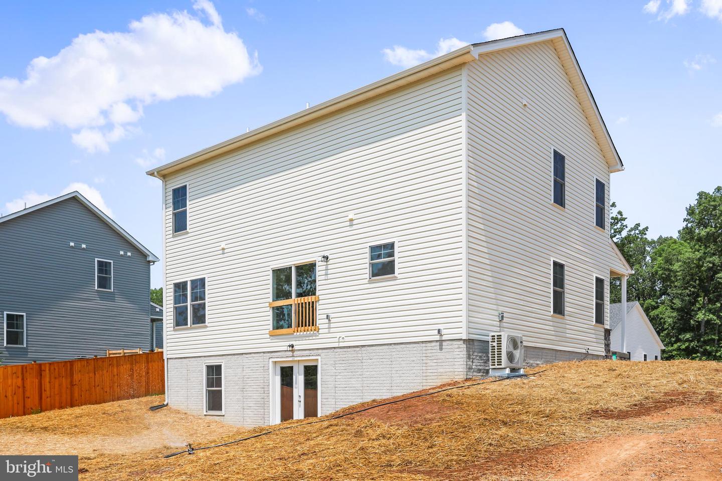78 Larimar LANE