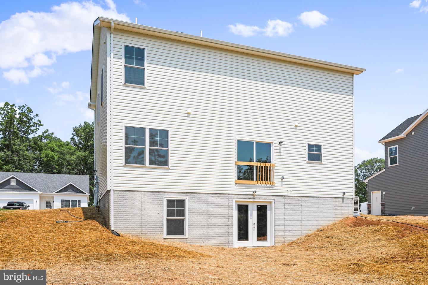 78 Larimar LANE