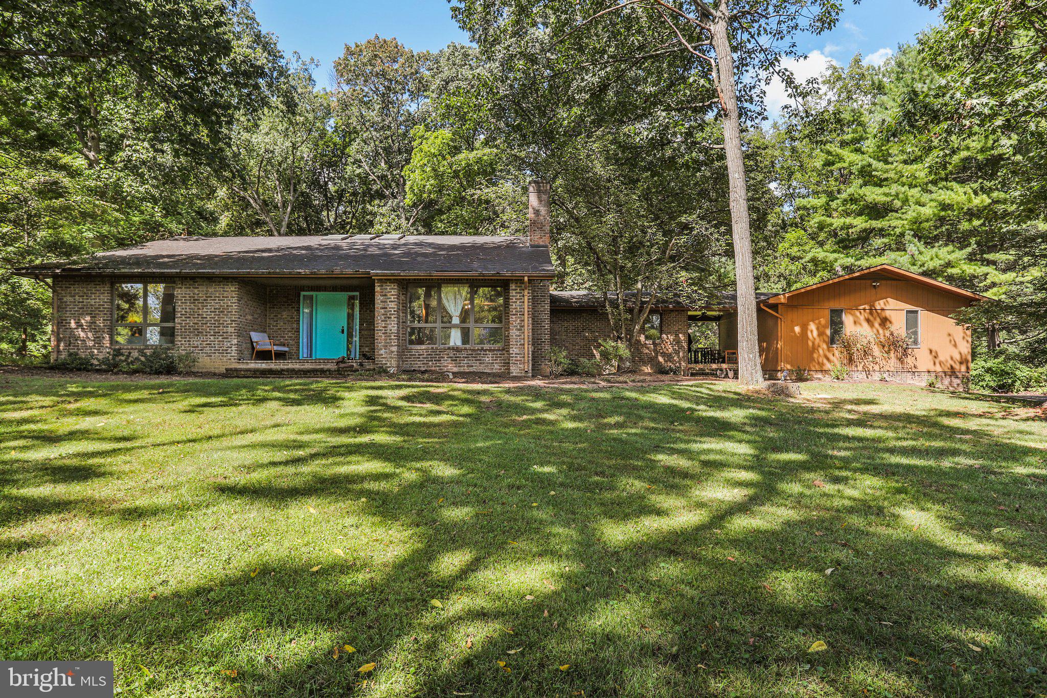 1121 Showers LANE