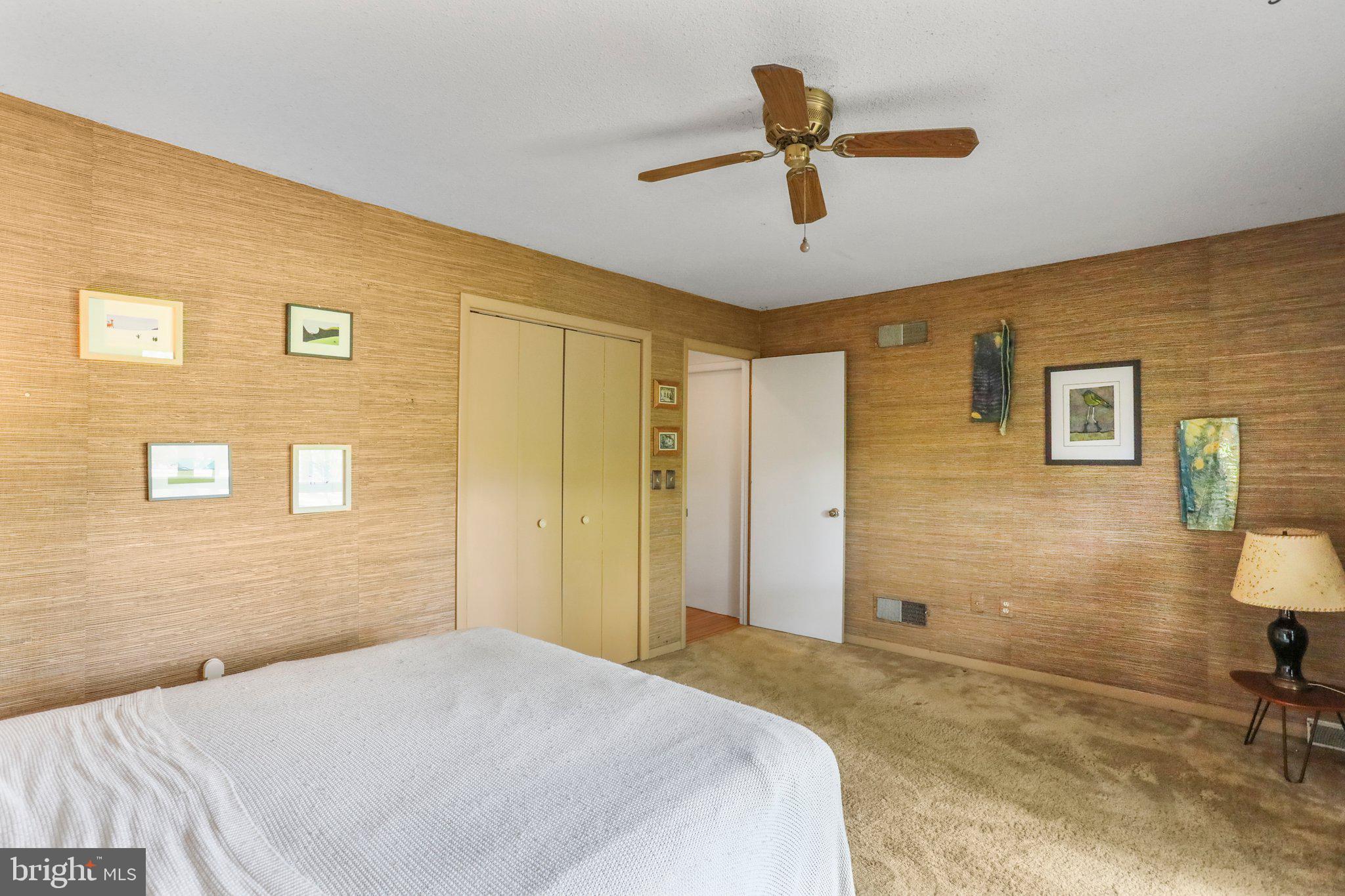 1121 Showers LANE