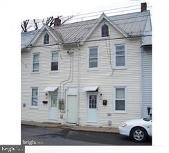 218 N College STREET