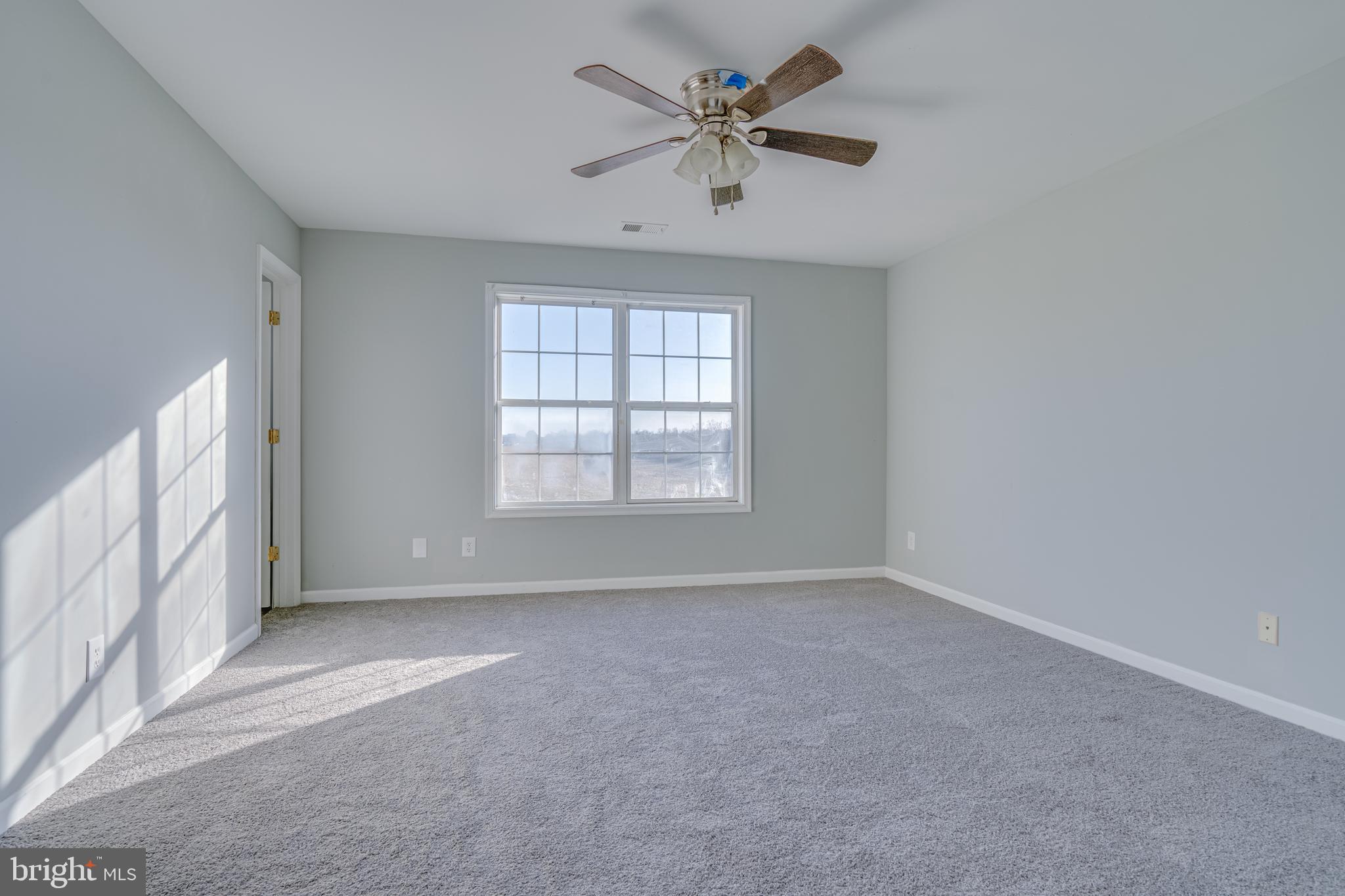 33 Sanford Dr