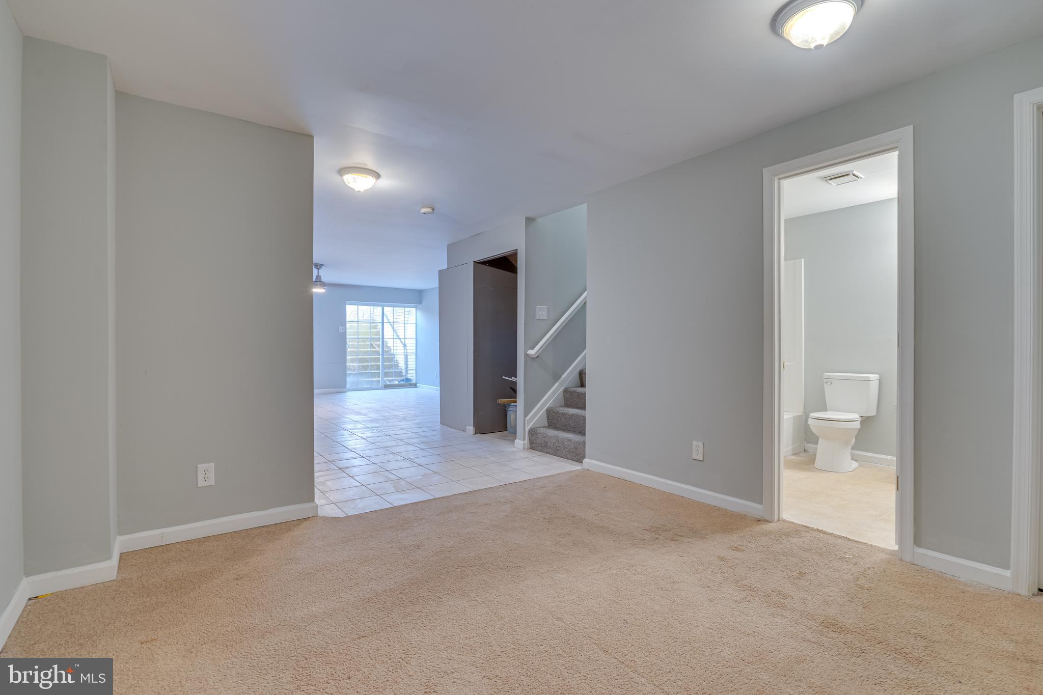 33 Sanford Dr