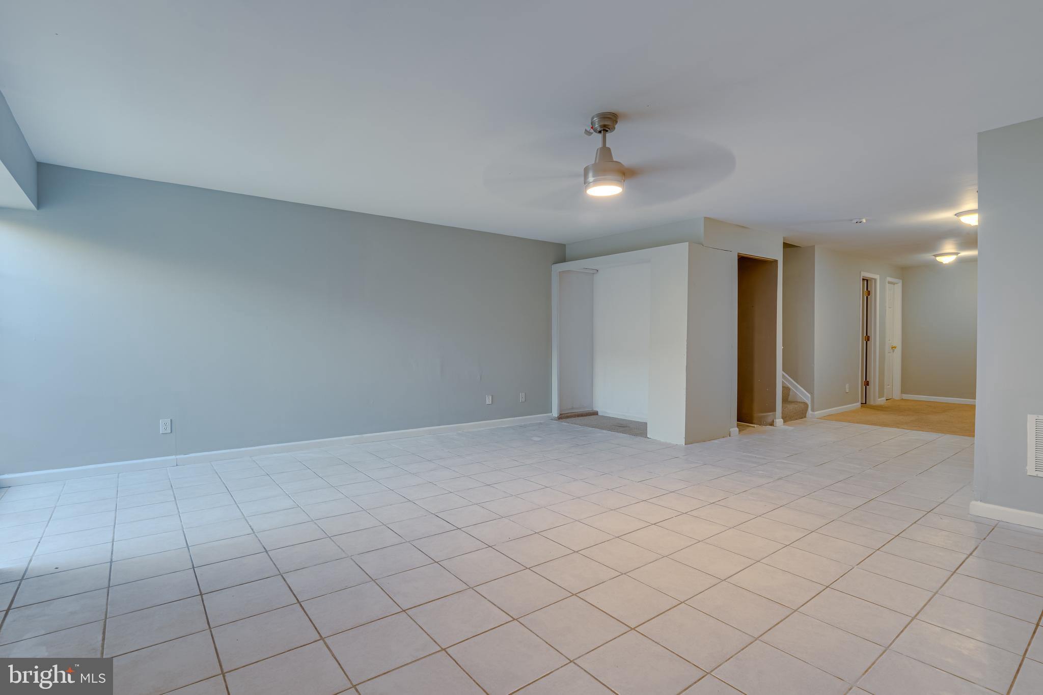 33 Sanford Dr