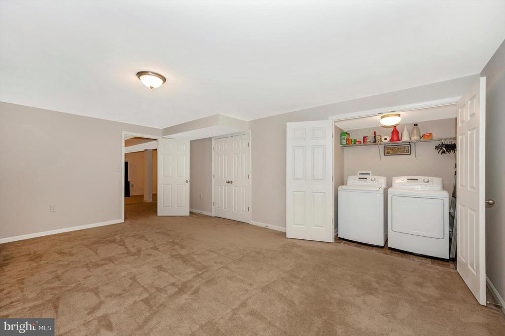 266 Brandenburg Dr