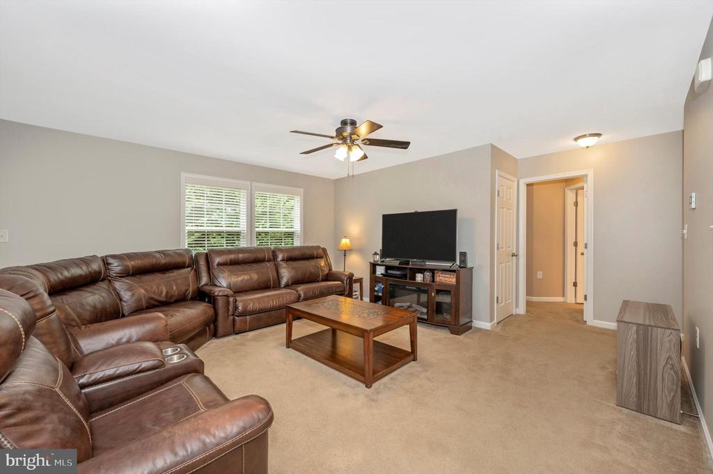 266 Brandenburg Dr