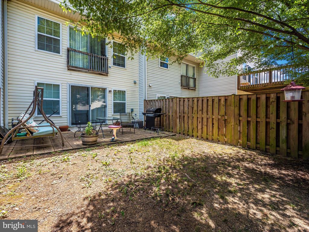 804 Desota Way