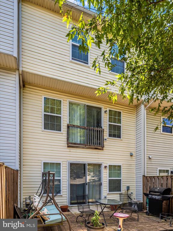 804 Desota Way