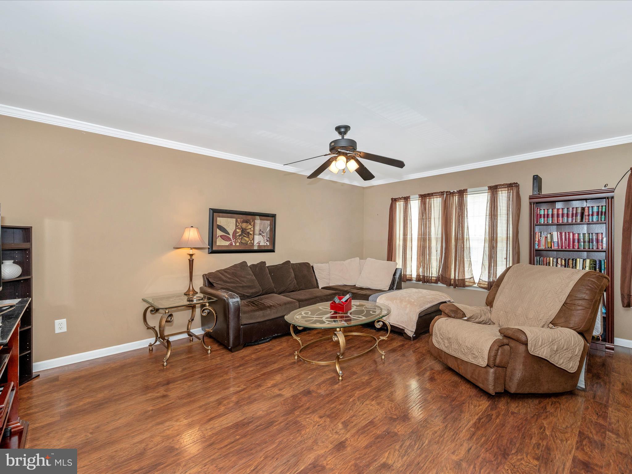 804 Desota Way