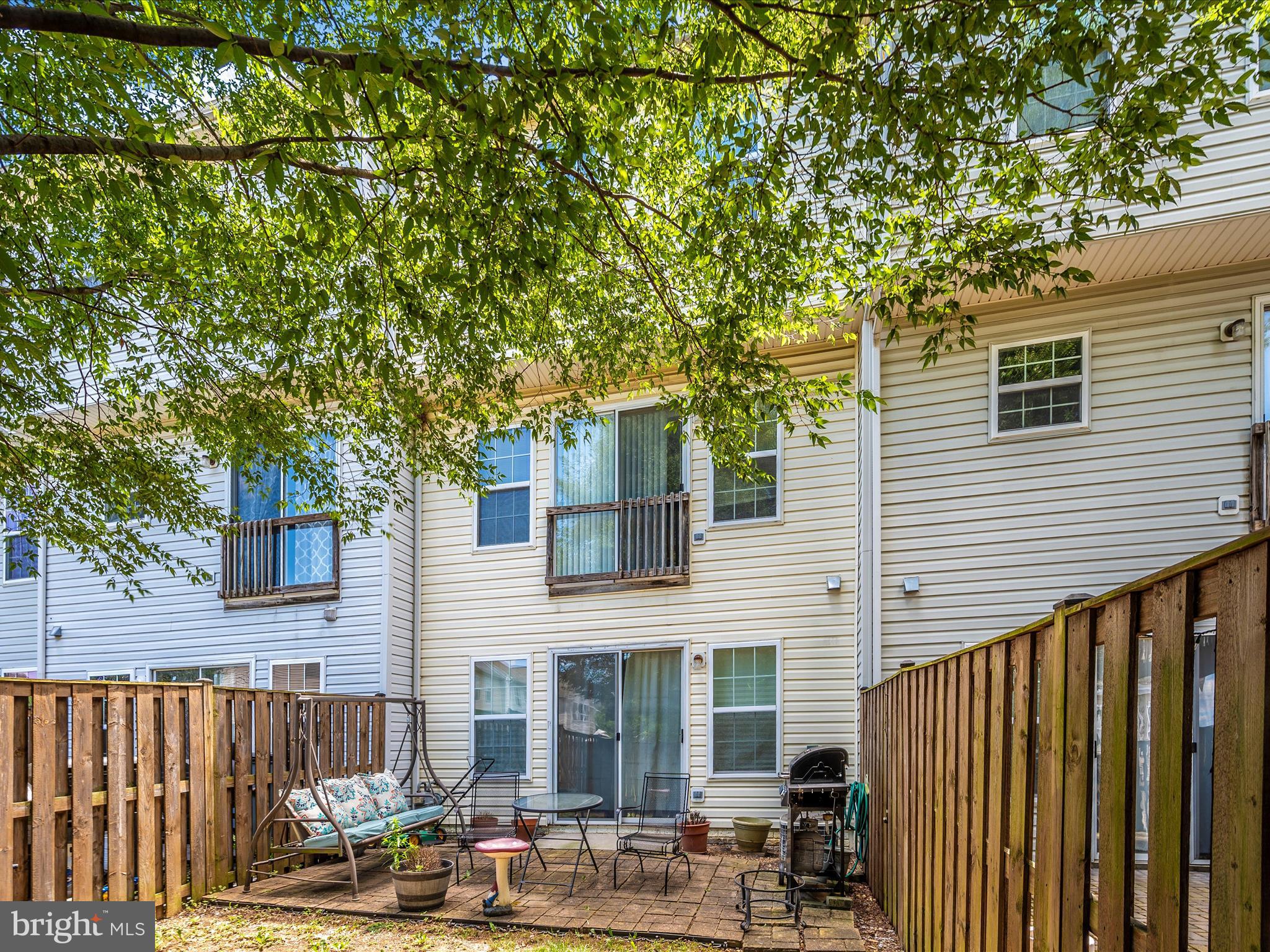 804 Desota Way