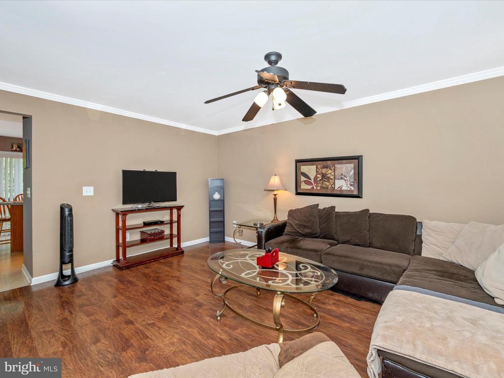 804 Desota Way