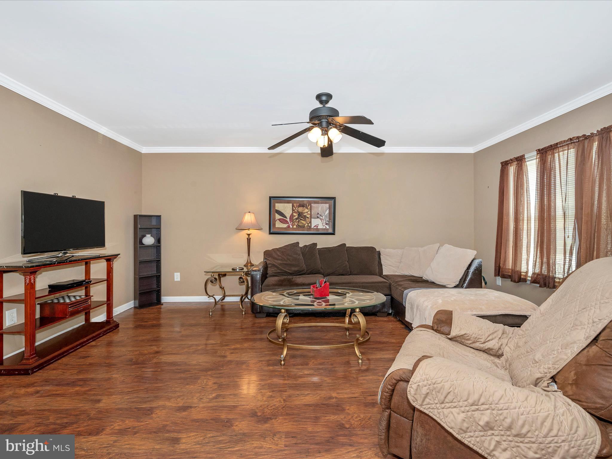 804 Desota Way
